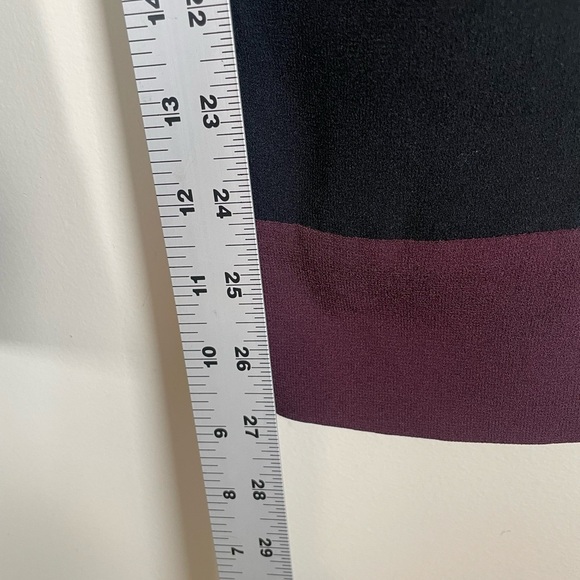 Aritzia Wilfred Alara Color Block Trouser Pants Black Burgundy Crepe Womens 4 - Picture 11 of 13